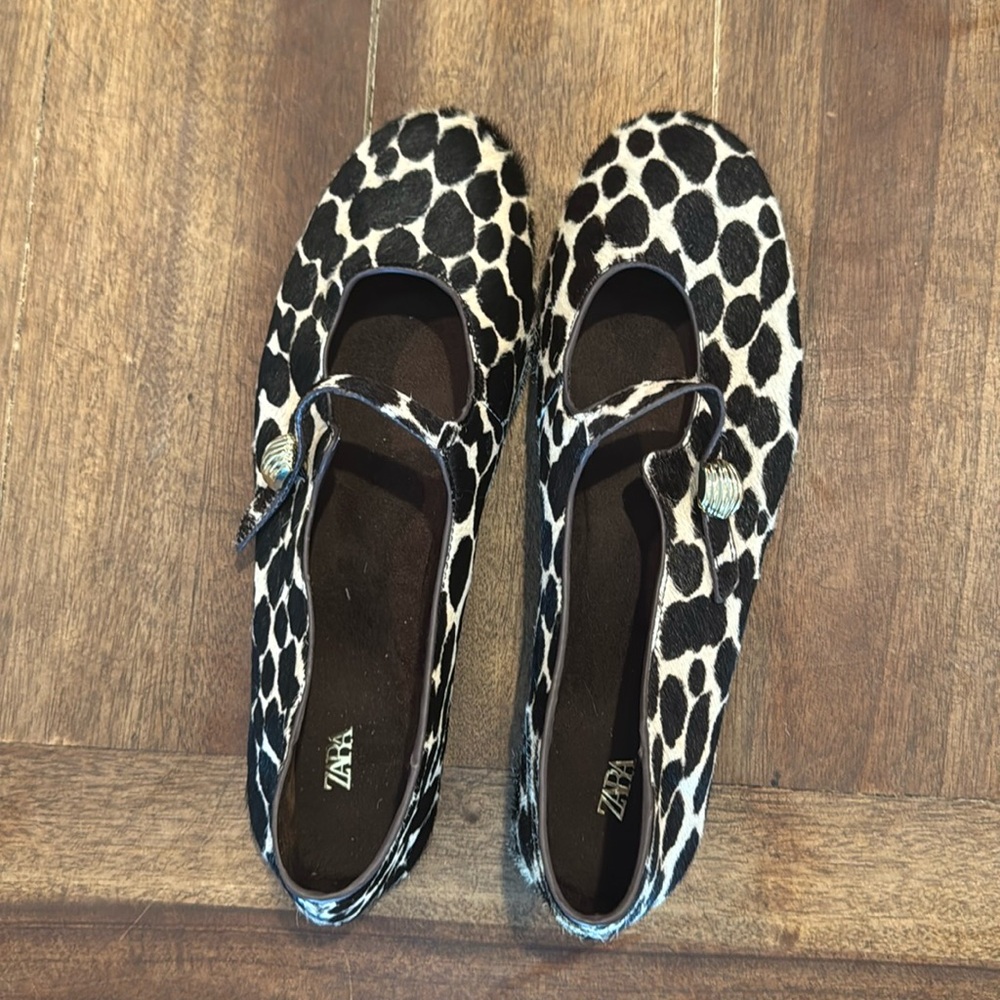 Zara size 38Leopard Ballet Flats
